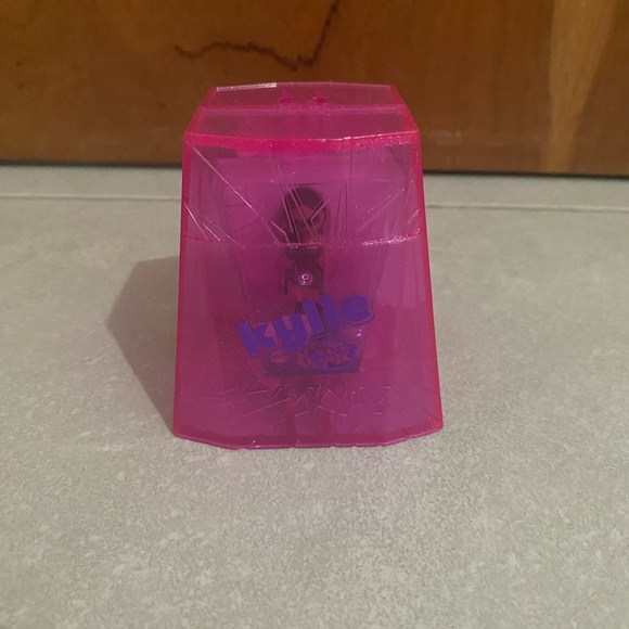 Bratz x Kylie Jenner Msytery - Picture 2 of 6